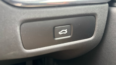 Volvo XC60 2.0 B5P Plus Dark 5dr AWD Geartronic Petrol Estate